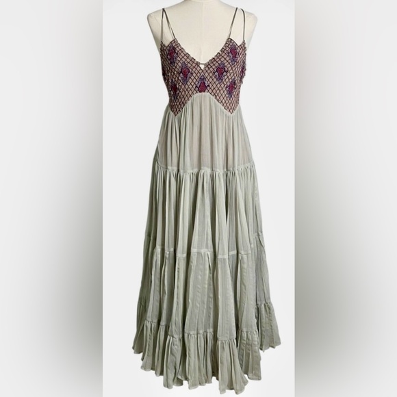 Free People Lost in a Dream Maxi Dress Beaded Embroidered Boho Fairy Festival 6 - Picture 4 of 16